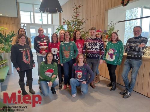 Miep | Foute kersttruienteam